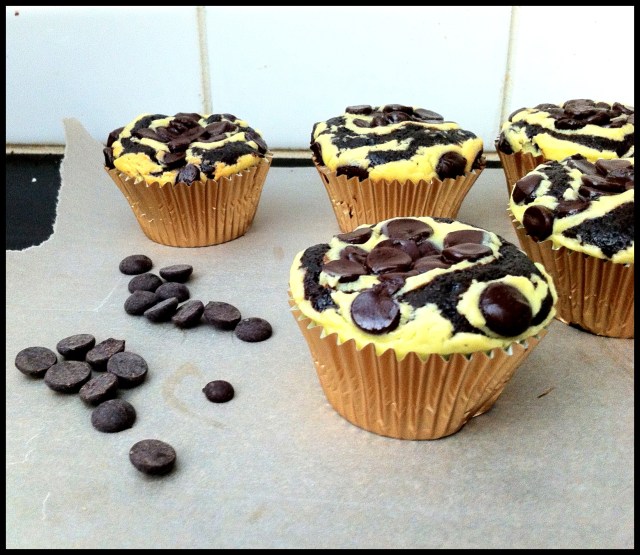 Cheesecake Swirl Cupcakes | Blue Owl Treats