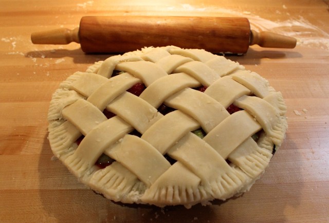Raspberry-Rhubarb Pie | Blue Owl Treats