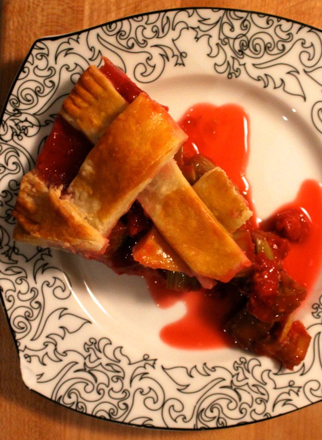 Raspberry-Rhubarb Pie | Blue Owl Treats